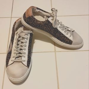 oliver cabell low 1 leopard print shoes. Women's Size EU 39. USA Size 9.